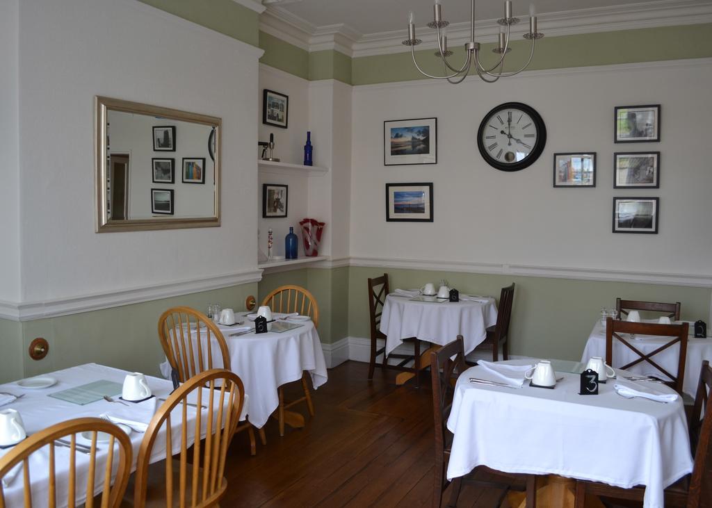 Corra Lynn Bed and Breakfast Whitby Exterior foto